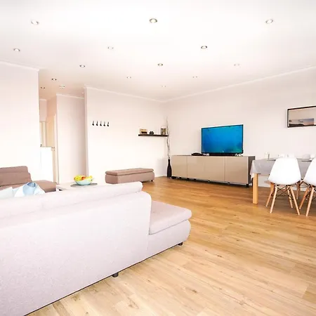 Penthouse Hygge Mit Meerblick & Schwimmbad Am Hansapark Fuer Familien * Sierksdorf